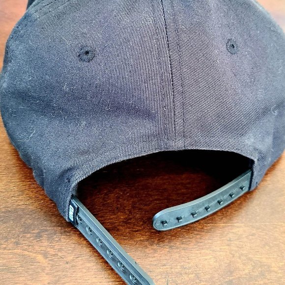 Undefeated Miniature Logo Snapback hat